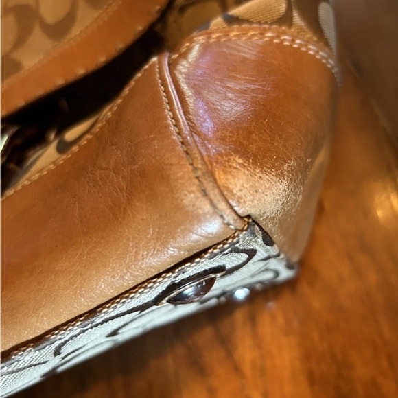 Coach Brown Signature Shoulder Bag - Picture 12 of 15